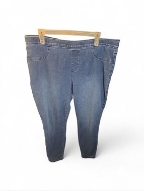 Liz Claiborne Women’s Blue Stretch Denim Jeans